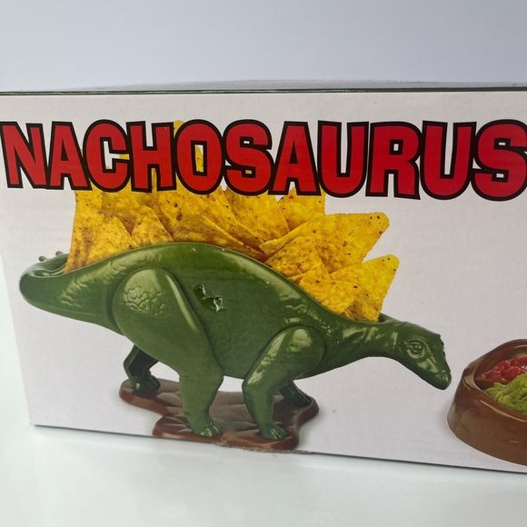 NEW 🦖The Nachosaurus! Dinosaur chip and dip or taco holder - Picture 2 of 16